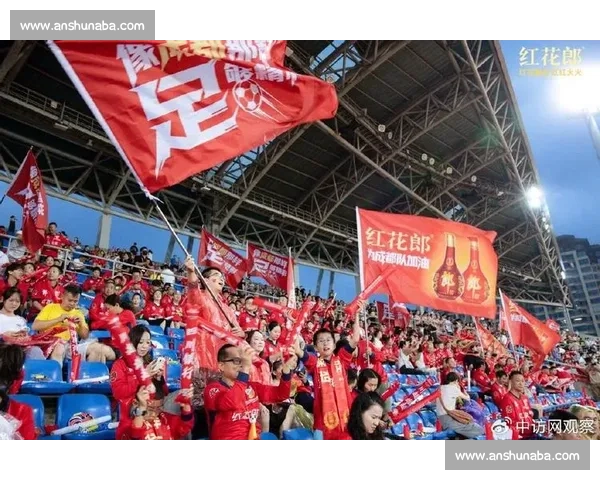 青花郎携手川超联赛：21 城绿茵逐梦 美酒与热爱共燃